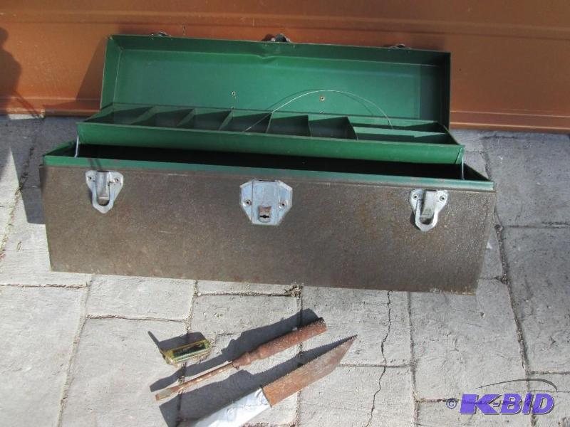 lot 141 image: Toolbox with tools...