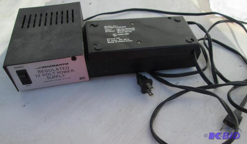 lot 150 image: Mincronta 12 V power converter, converts 120 ...