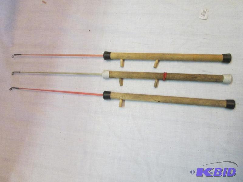 lot 193 image: 3 vintage fishing pole with out string...