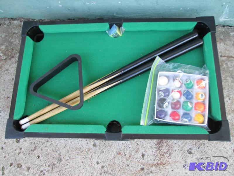 lot 211 image: Table top pool set...