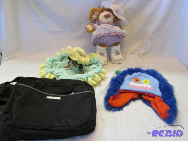lot 214 image: lot of bags and toys- dolls...