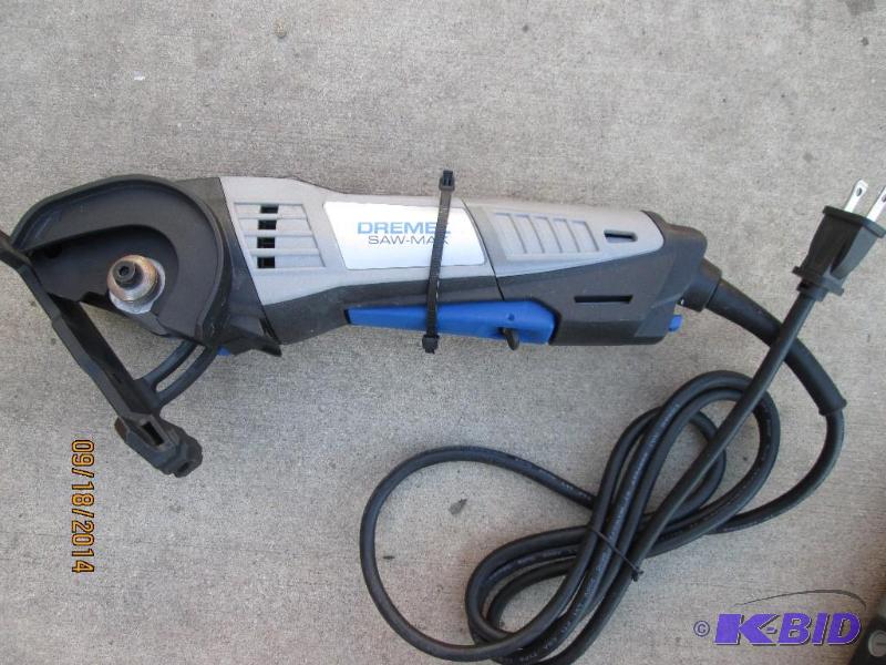lot 3 image: Closeout Dremel Saw Max, tested, works like n...