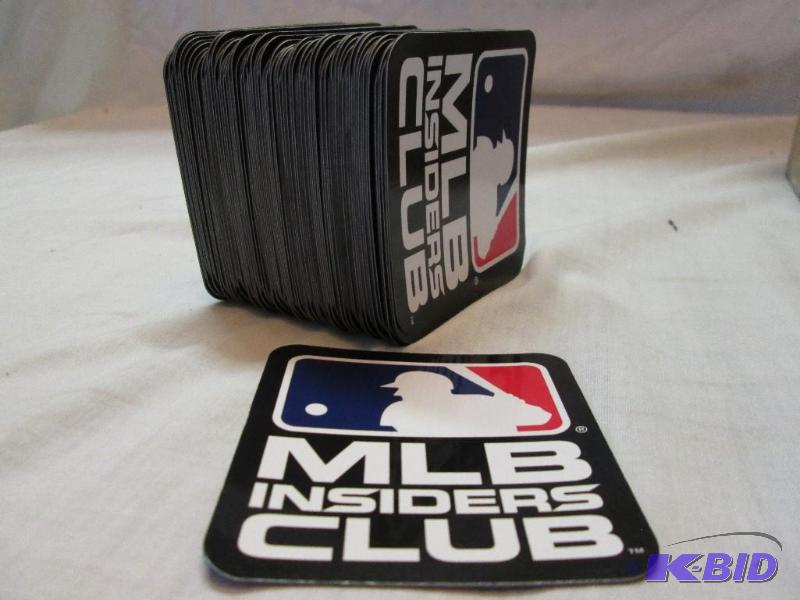 lot 39 image: Lot of 100 MLB Insiders Club Magnets Approx 3...