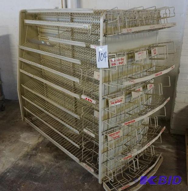 lot 104 image: Wheeled Retail Display Rack With Adjustable S...