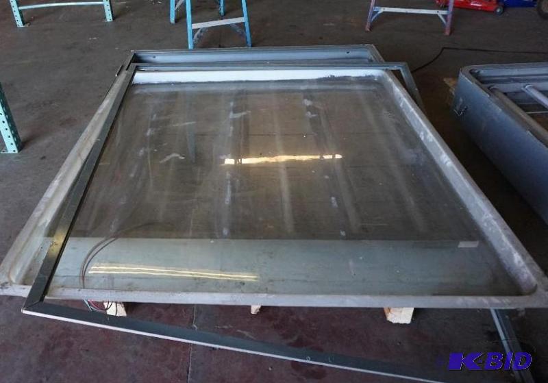 lot 116 image: Electronic Retail Display Sign In Working Con...