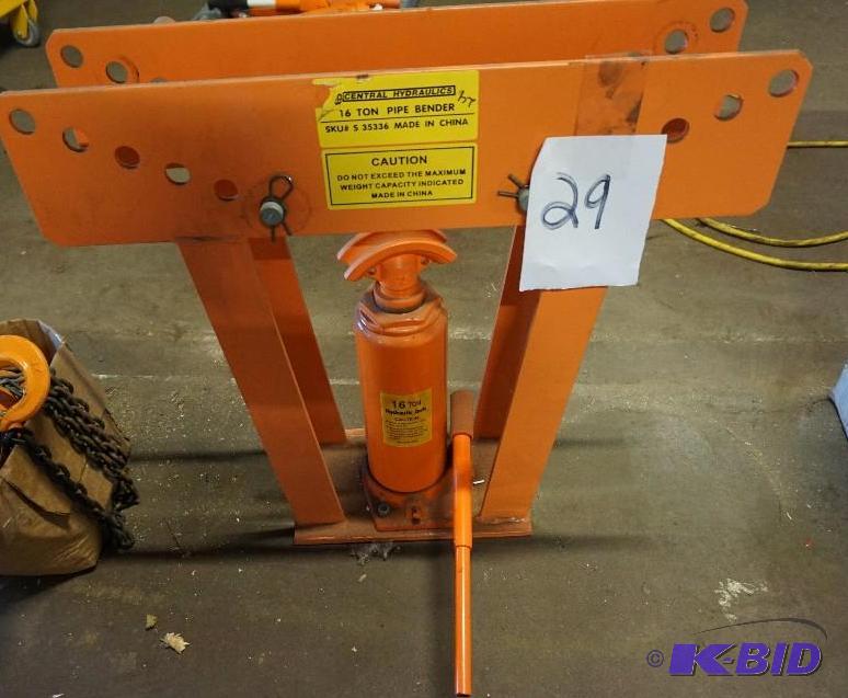 lot 29 image: Central Hydraulics Model 35336 16 Ton Hydraul...