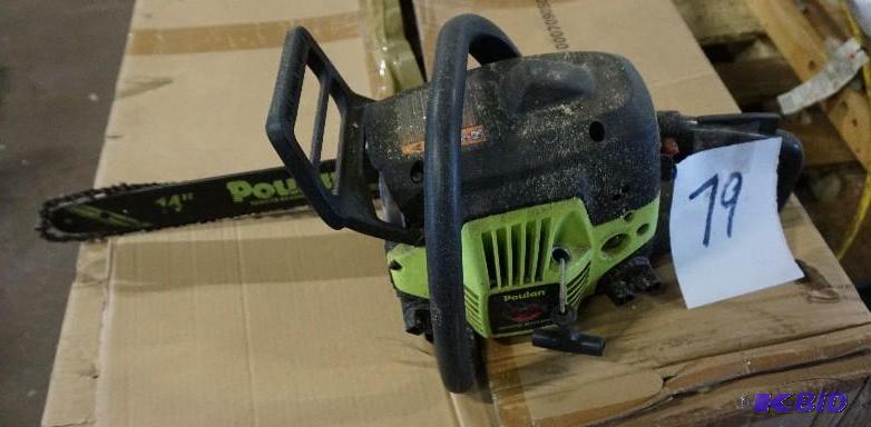 lot 79 image: Poulan Model P3314WFD Wood Shark Chain Saw Wo...