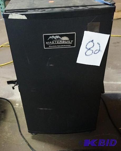 lot 82 image: Masterbuilt Electric Smoker Unit Tested and P...