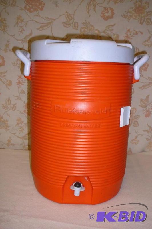 Beverage Cooler Rubbermaid 5gal...
