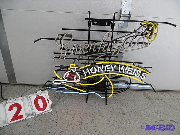 lot 20 image: Linenkugels Honey Weiss Neon Sign