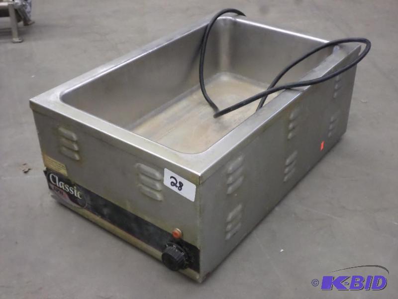 APW Wyott Classic 120Volt Adjustable Food War...