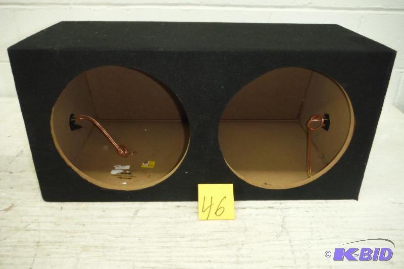 lot 46 image: Subwoofer box for 2-12Subs