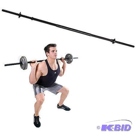 lot 97 image: Golds Gym Standard 3-Piece 5 Weightlifting Bar