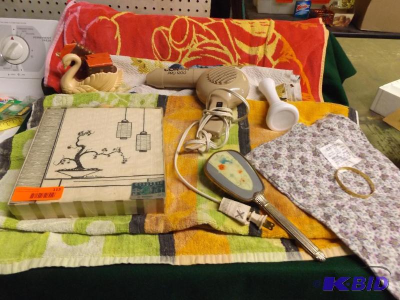 lot 113 image: misc household items, hair dryer, towels...