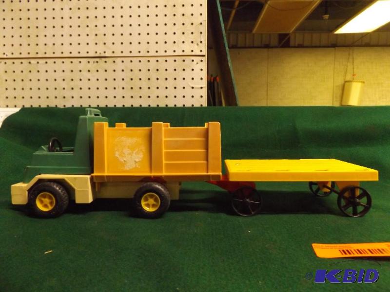 lot 2 image: Fisher Price Toy Truck and Flat Bed Trailer...