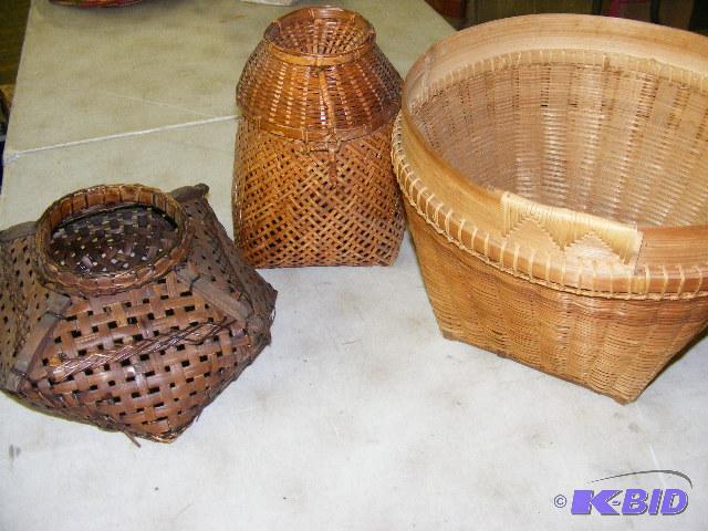 lot 204 image: Wicker baskets...