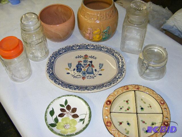 lot 227 image: cookie jar - no lid, decorative serving plate...