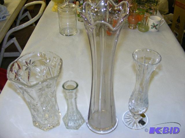 lot 240 image: lot of glass vases...