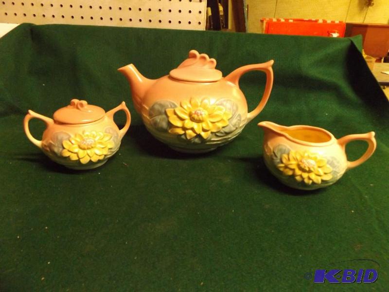 lot 57 image: USA Pottery Tea Pot and Sugar and cream set...