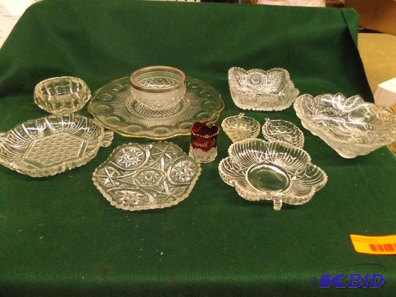 lot 79 image: Glass serving dishes, platters and relish dis...