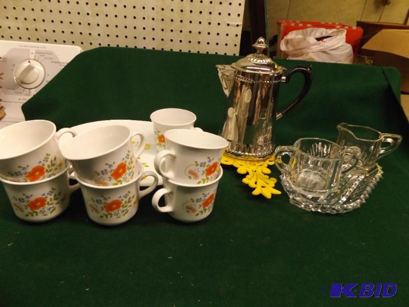 lot 81 image: Glass cream and sugar set, coffee pot and Cor...