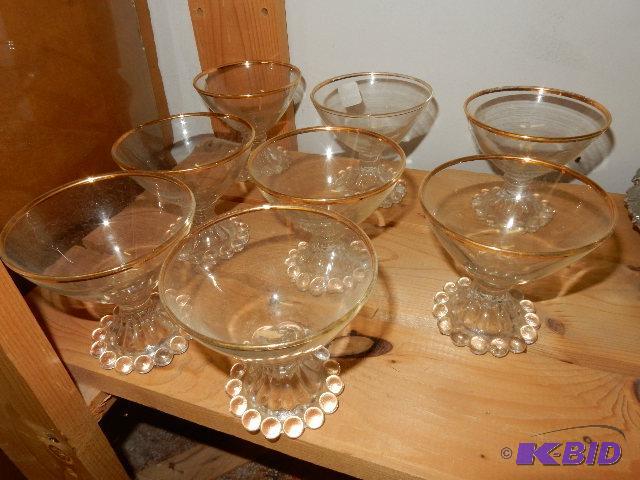 9 Glasses with beaded rim