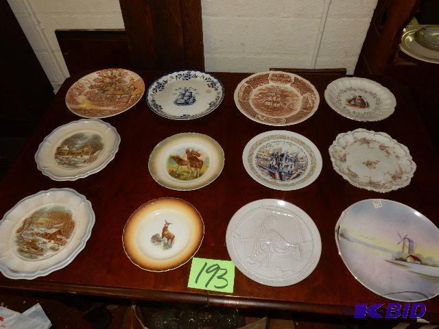 12 Decorative Plates