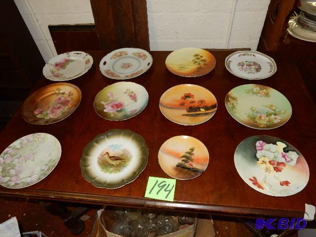 12 Decorative Plates