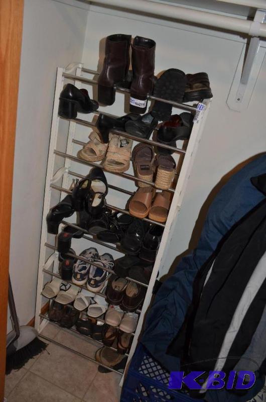 lot 142 image: Shoe rack, 55x22x7"...