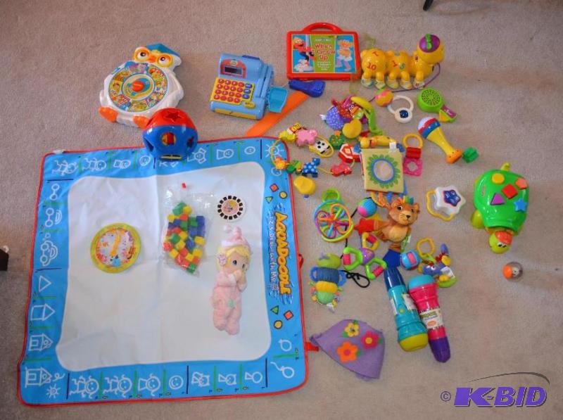lot 147 image: Young childrens toys...