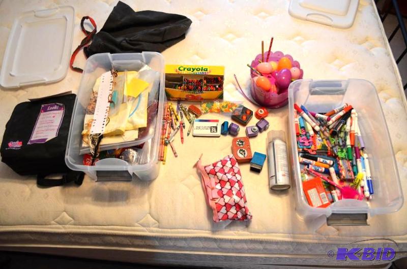 lot 163 image: Crafts materials...