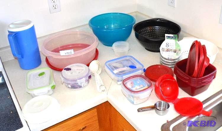 lot 178 image: Large collection of plastic storage container...