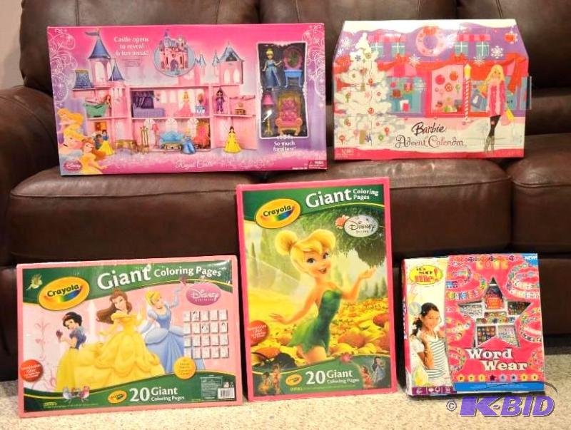 lot 78 image: Bag of new unopened girls toys and crafts - ...