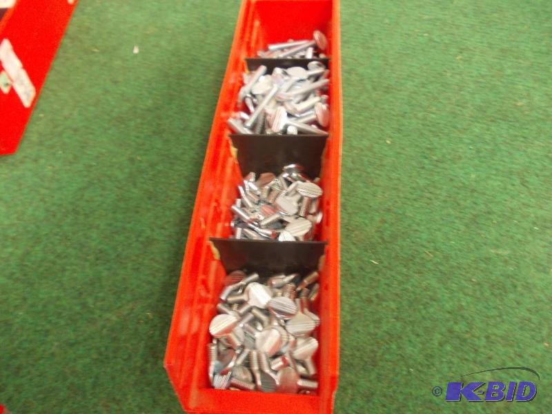 516-18 x 34,1,1 14,1 12,2 Wing Head Bolts...