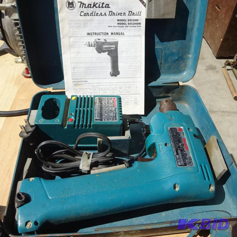 Makita Cordless Driver Drill. 9.6 Volt Batter...