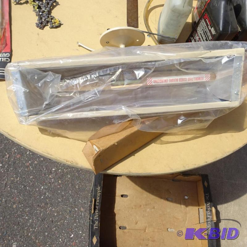 3M Wall Mount Radiant Heater Model EH 3632...