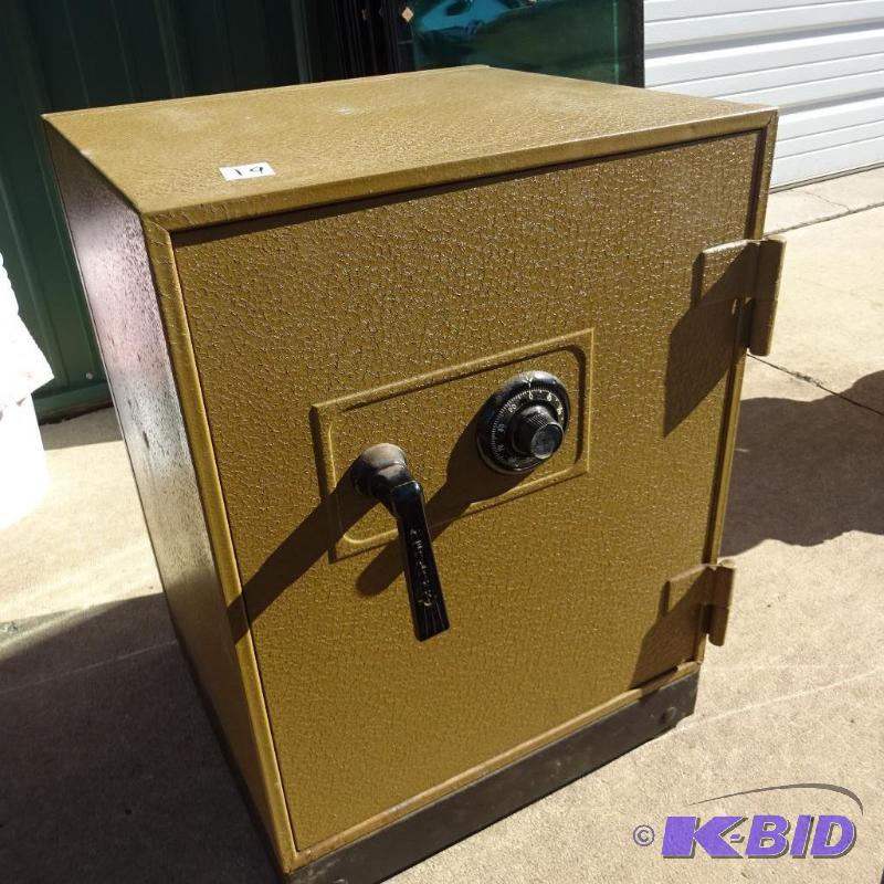 Meilink Safe on Wheels Includes Combo 18 X 10...