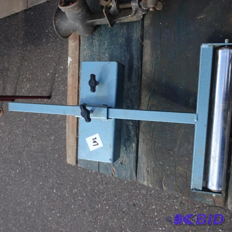 Table Mount Materal Roller...