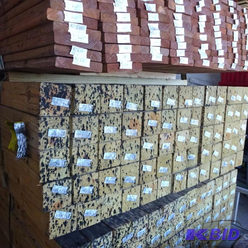 Treated 4 X 4s. 8 Has oil Residue Qty 65 F...