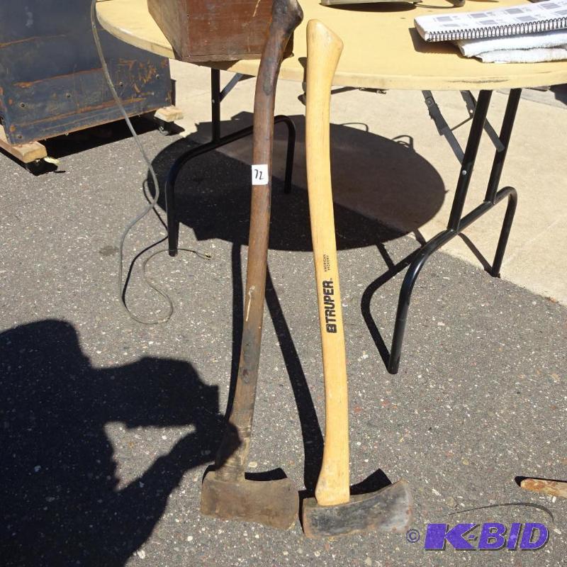 2 Axes...
