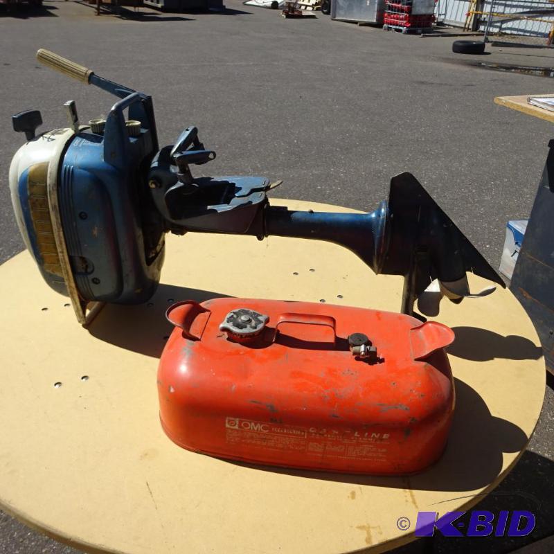 Evinrude 3 hp Boat Motor. 3030-D4854 Runs Com...