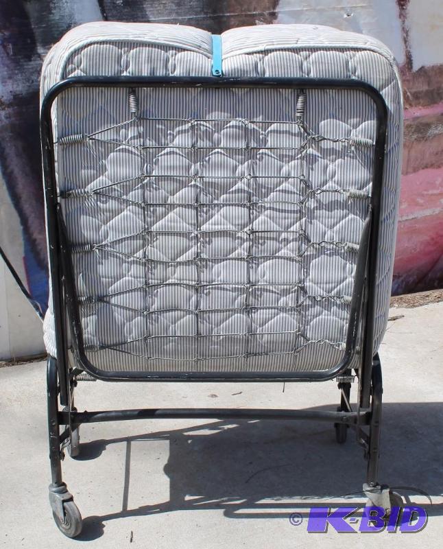 Roll Away Bed Single Size Bed 30&quot Wide X...