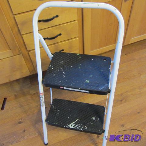 lot 110 image: Utility Stool