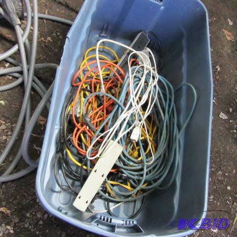 lot 118 image: Power Cords & Strips