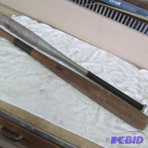 lot 125 image: Winchester & Aluminum Bats