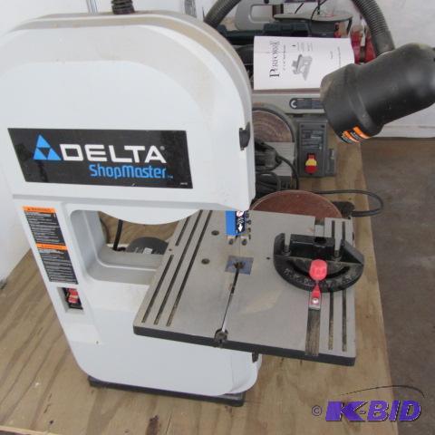 lot 17 image: Delta Band Saw