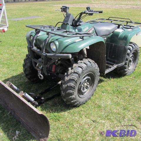 lot 3 image: 2008 Yamaha ATV