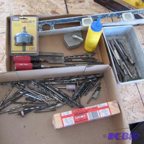 lot 34 image: Hole Saws, Chisels, Bits, Punches