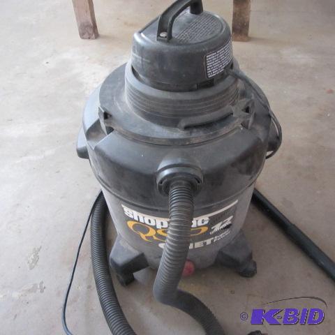 lot 40 image: Shop Vac