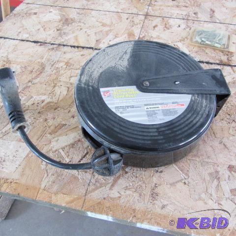 lot 46 image: Retractable Cord Reel